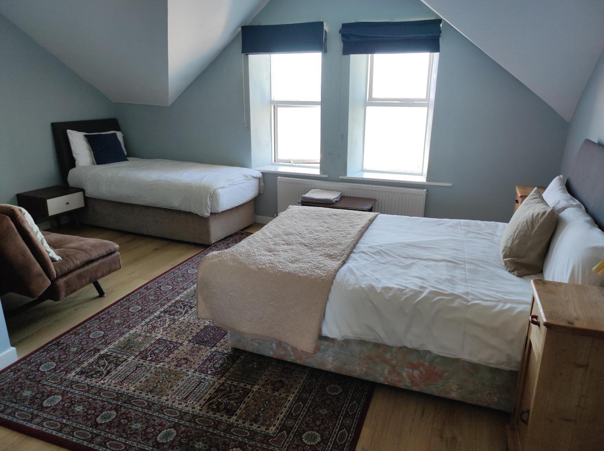 Bed & Breakfast Lobster